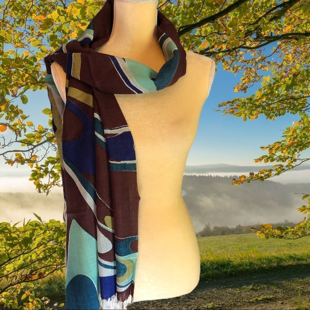 NWT!Zashi scarf 